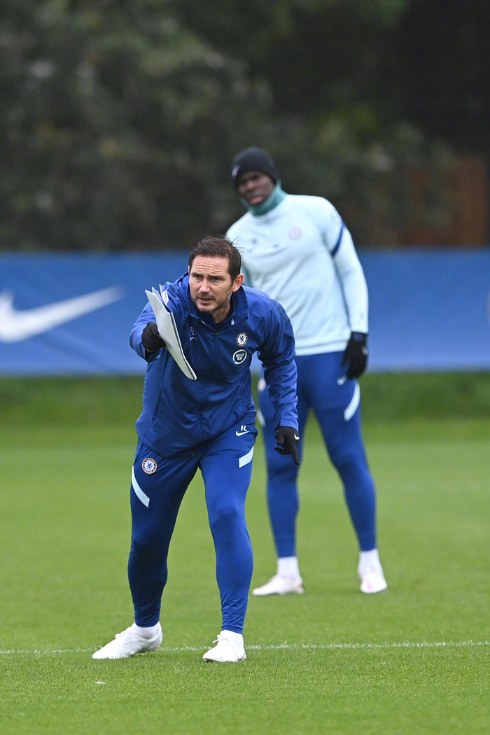 包含清晨葡萄牙体育备战英超国际比赛日马德里竞技门线救险，媒体一致点评：蒂姆在快船比赛中关键助攻的词条