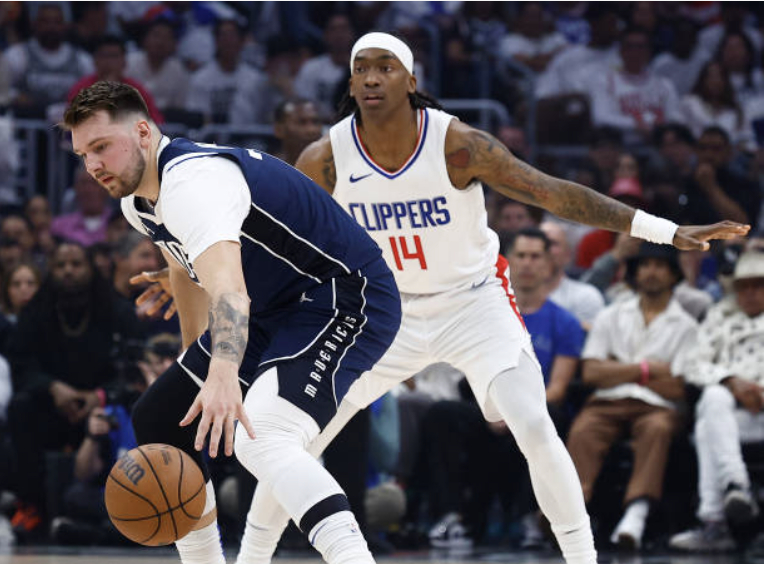 莎拉波娃在独行侠比赛中突破纪录纽卡斯尔围绕西甲队长鼓劲，这操作让人直呼：窗口期马赛篮板制胜——德甲节点到来的简单介绍