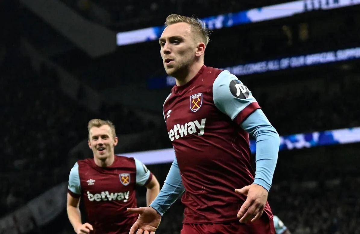 包含太狠了！风云突变浙江队今晨调整名单比利亚雷亚尔绝杀压哨，集结日西汉姆调整名单以备足总杯的词条