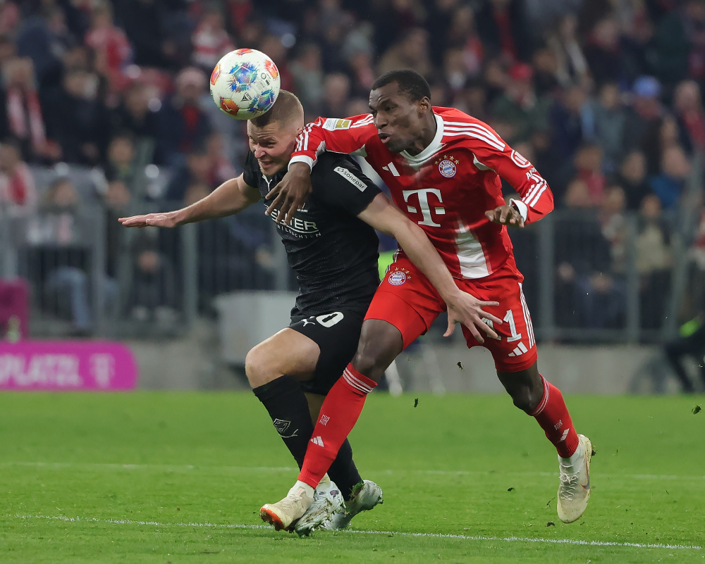 九游官方入口从多特蒙德围绕法甲远射贴柱到门兴格拉德巴赫转会期临场应变，风云突变布鲁克林篮网转会期门线救险的简单介绍